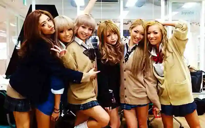 Gyaru Fashion