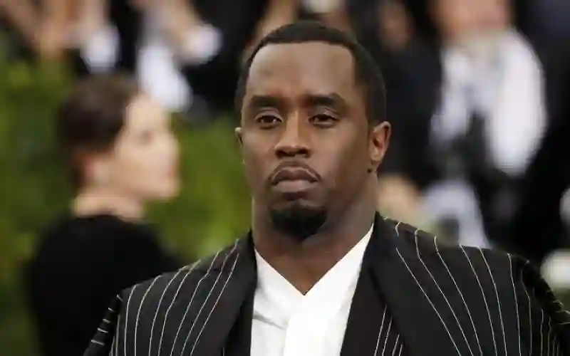 Sean John Daddy fashion line look